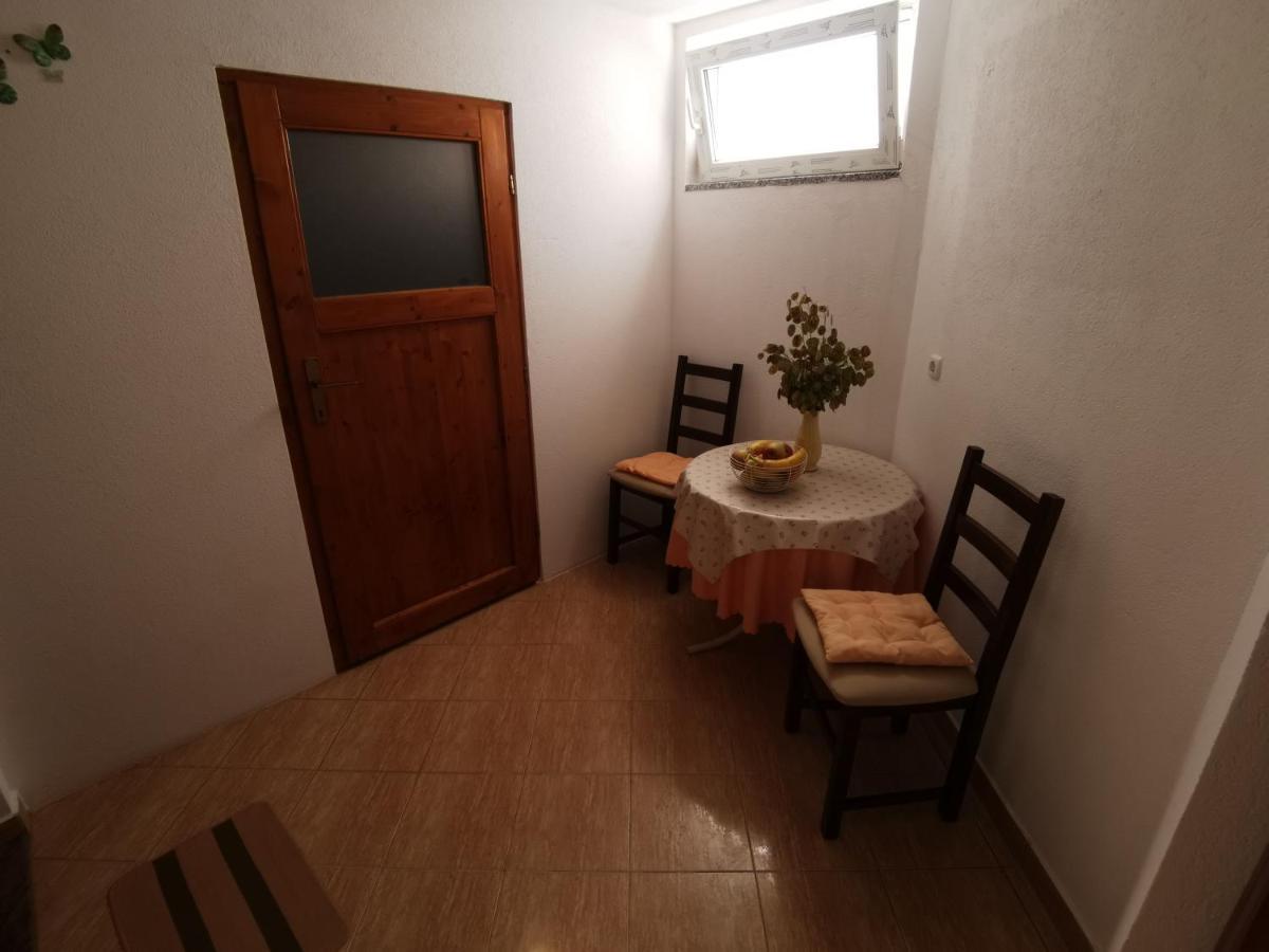 Apartmani Berber Babici Buitenkant foto