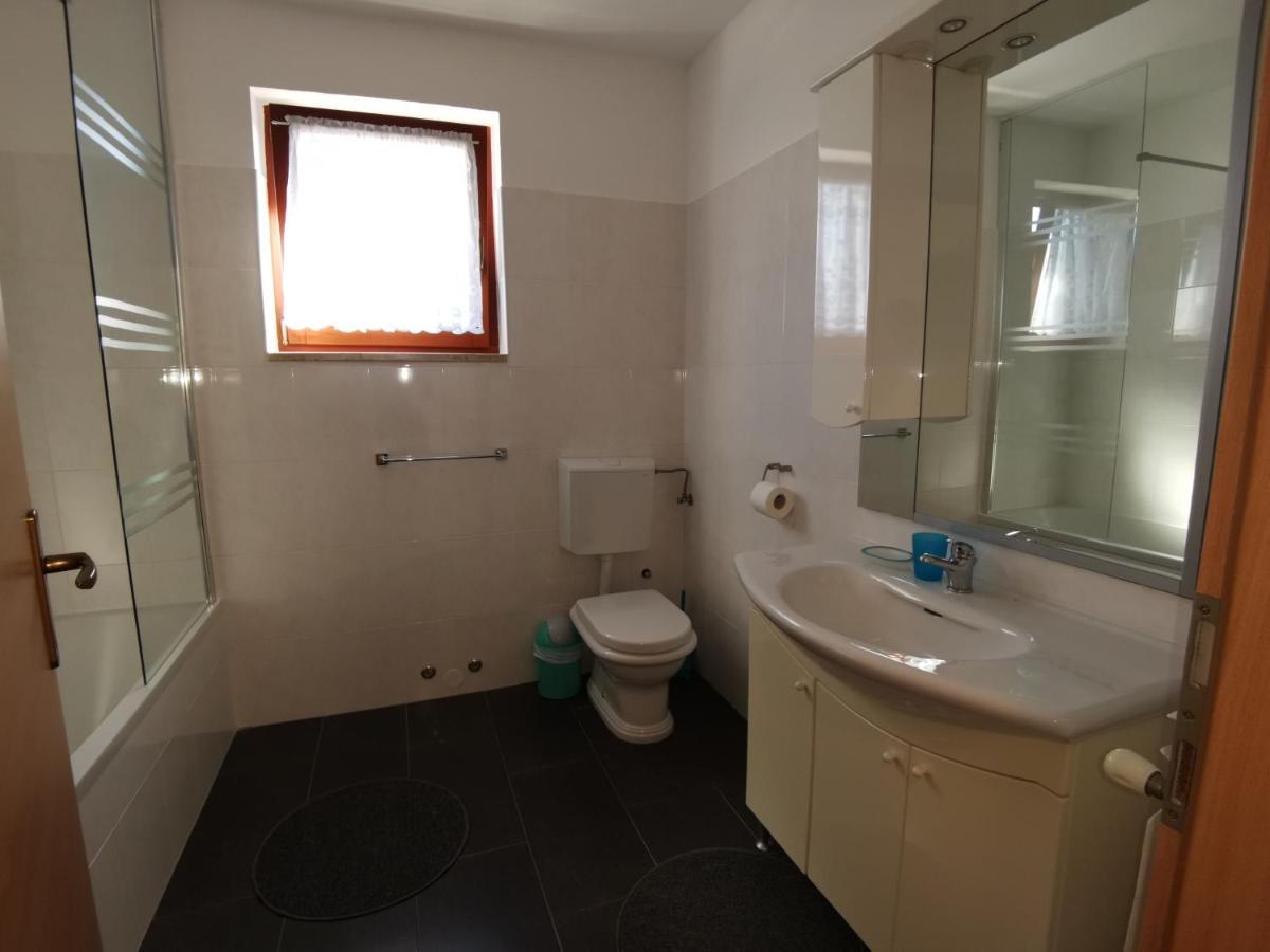 Apartmani Berber Babici Buitenkant foto