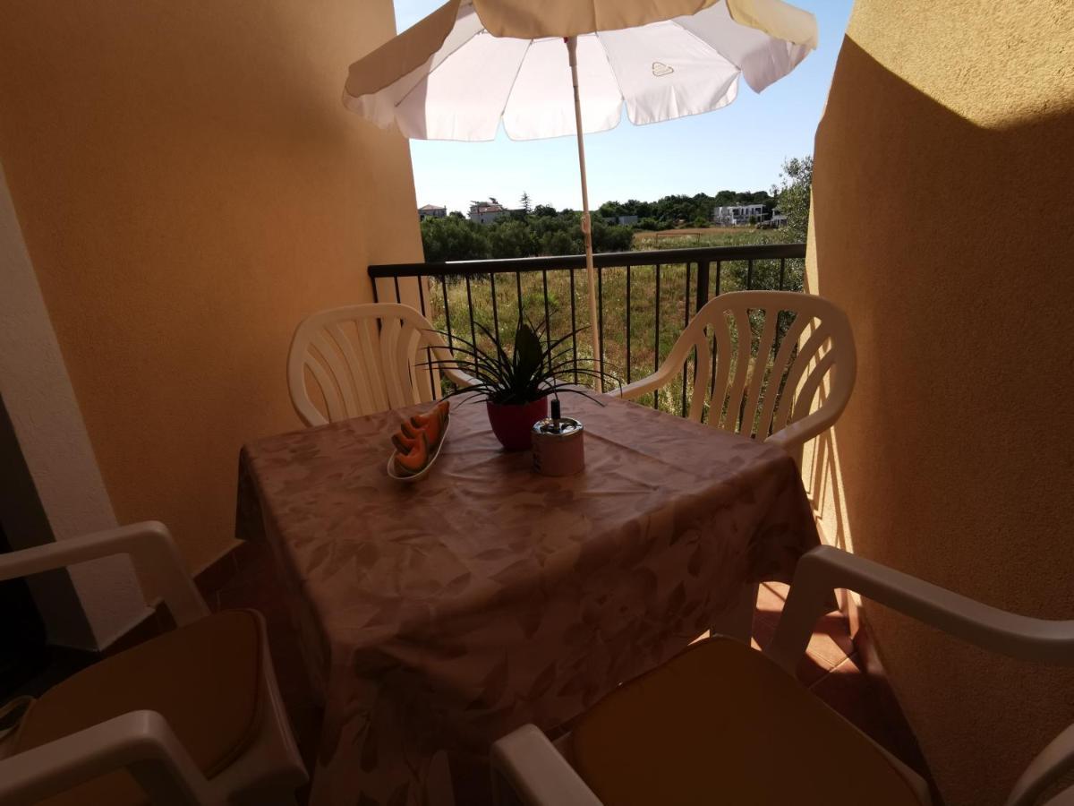 Apartmani Berber Babici Buitenkant foto